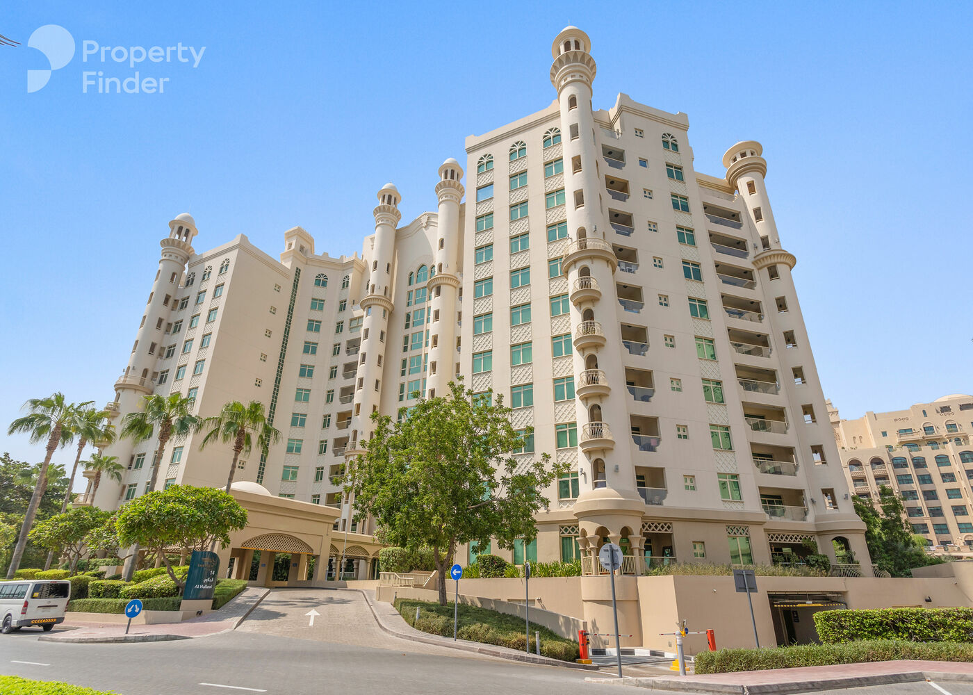 Gallery mosaic item small first