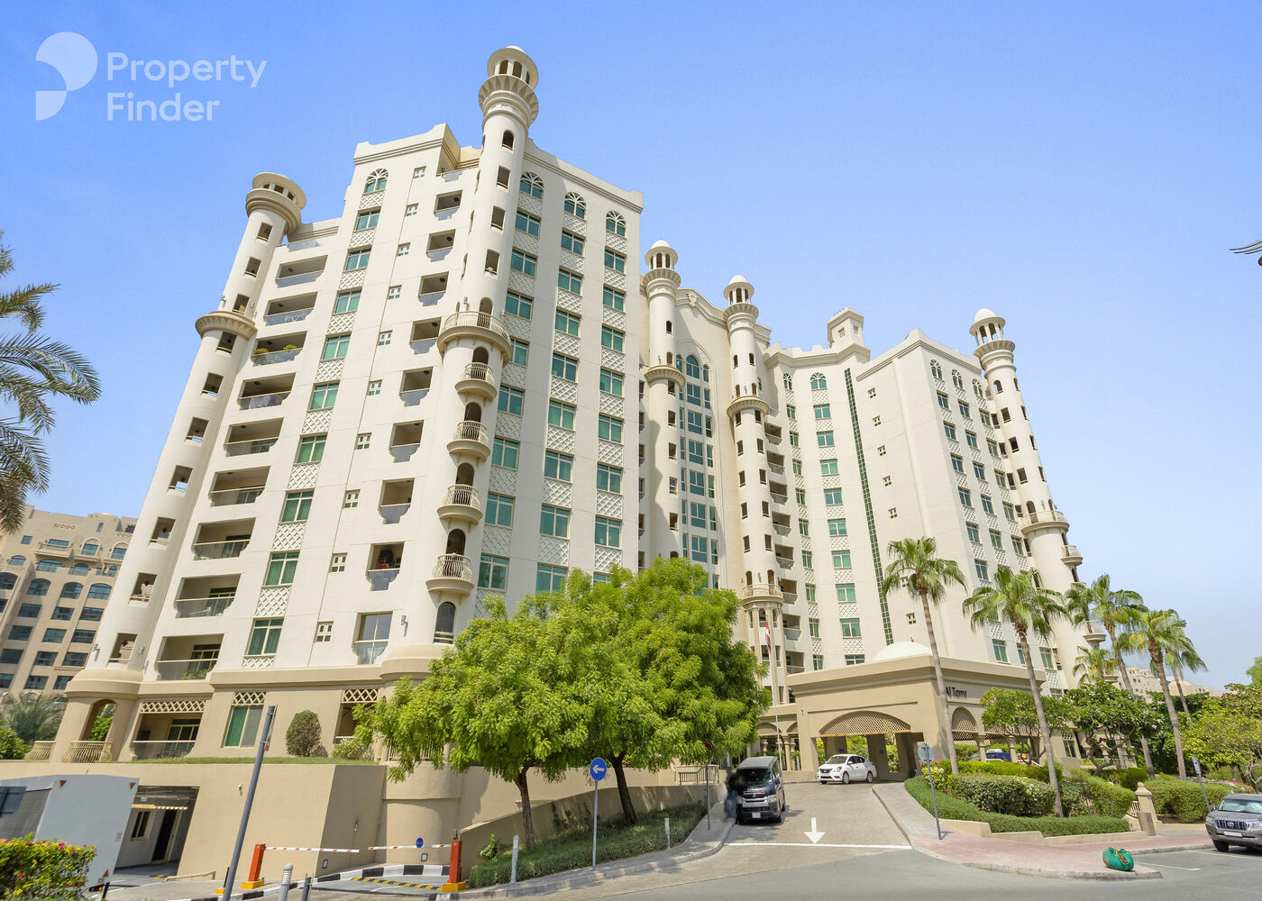 Gallery mosaic item small first