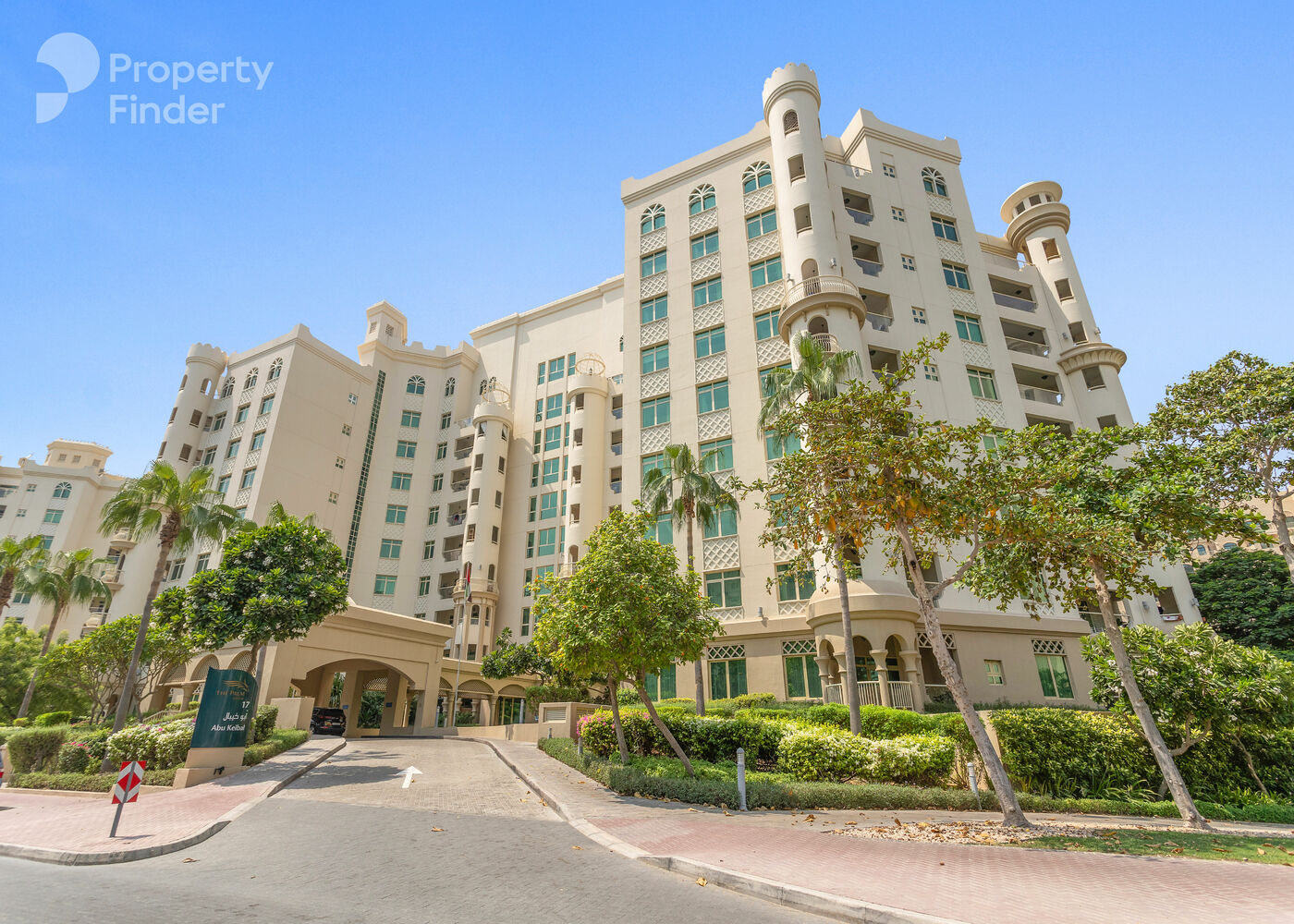 Gallery mosaic item small first