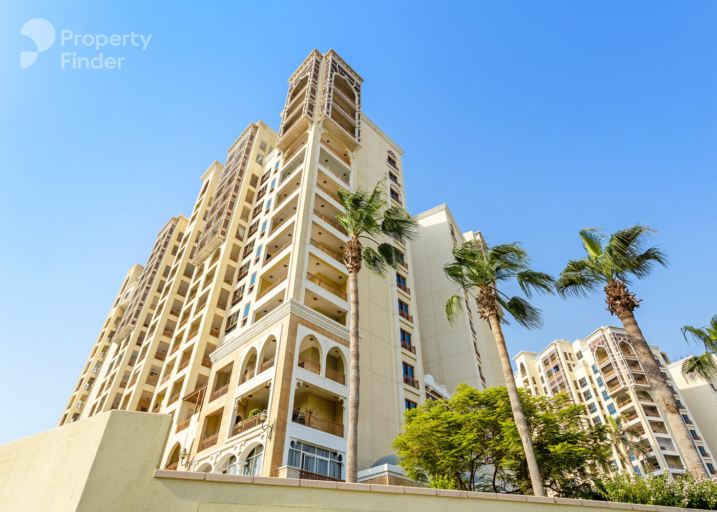 Gallery mosaic item small first