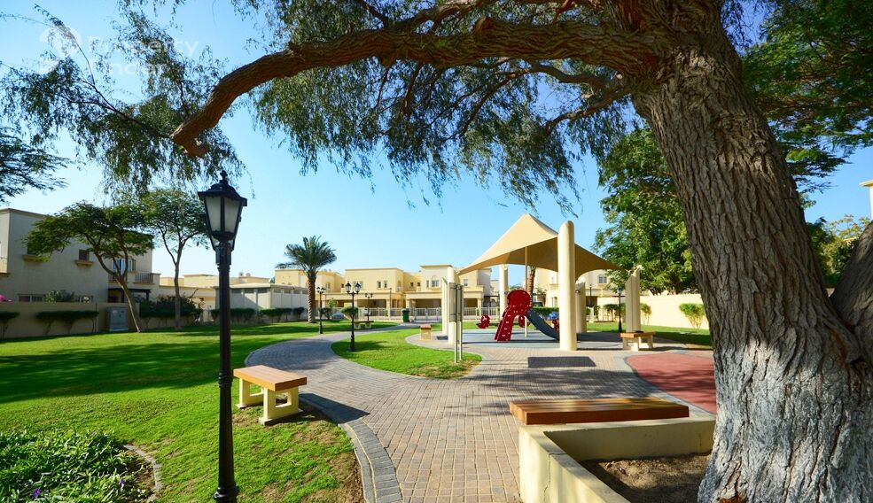 Gallery mosaic item large