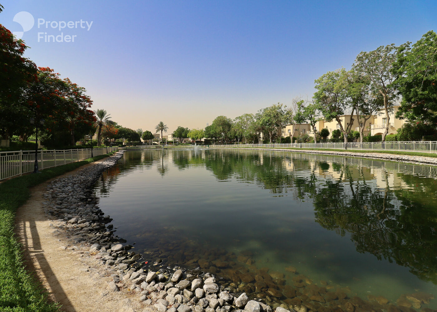 Gallery mosaic item small first