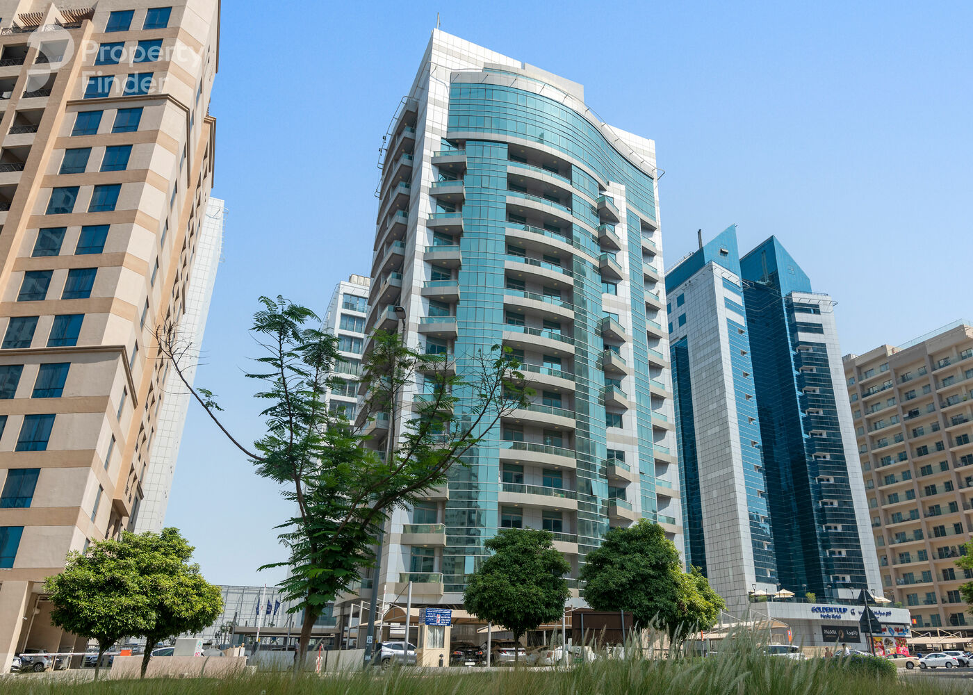 Gallery mosaic item small first