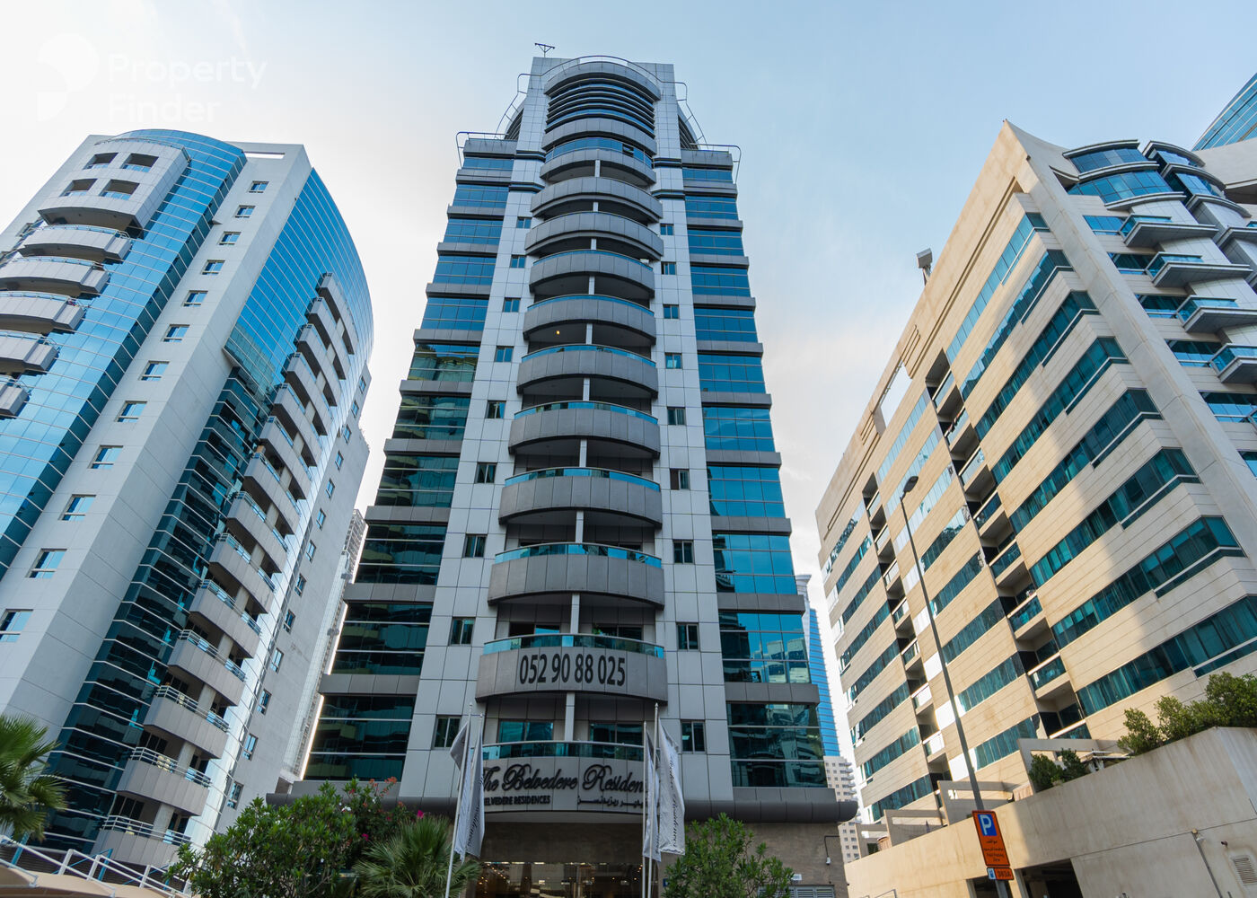 Gallery mosaic item small first