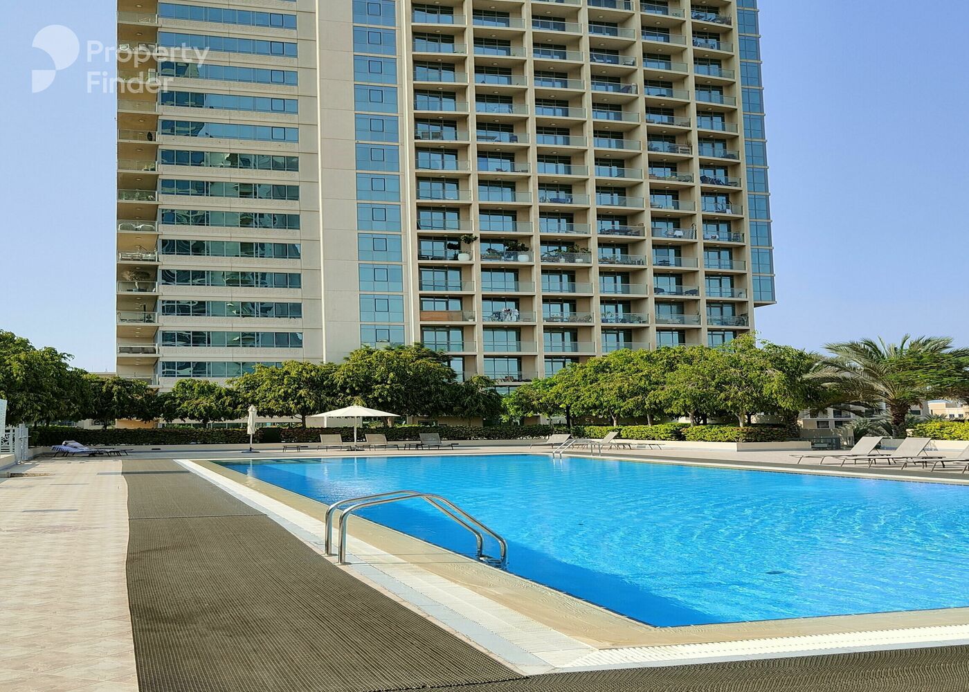 Gallery mosaic item small first