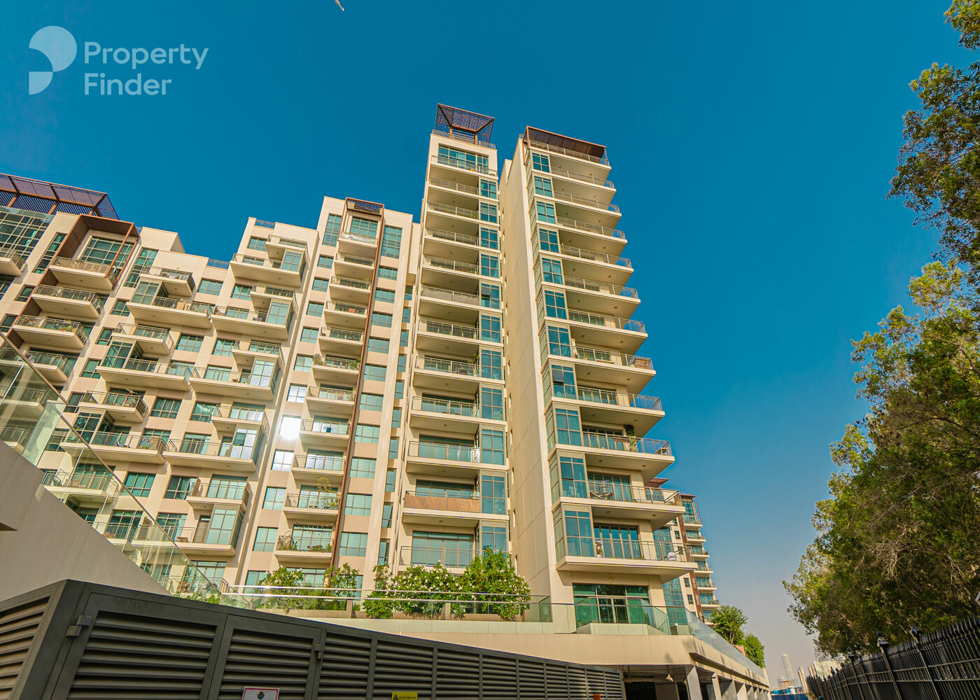 Gallery mosaic item small first