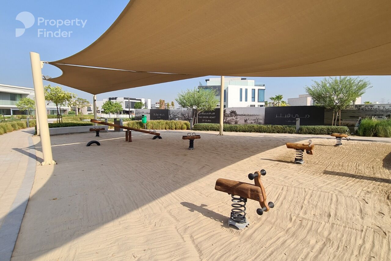 Gallery mosaic item small first