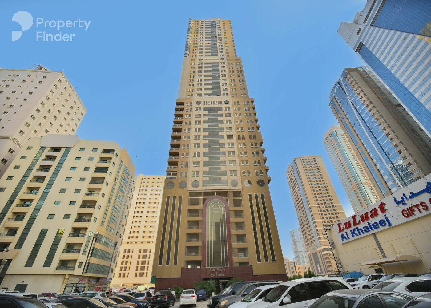 Gallery mosaic item small first