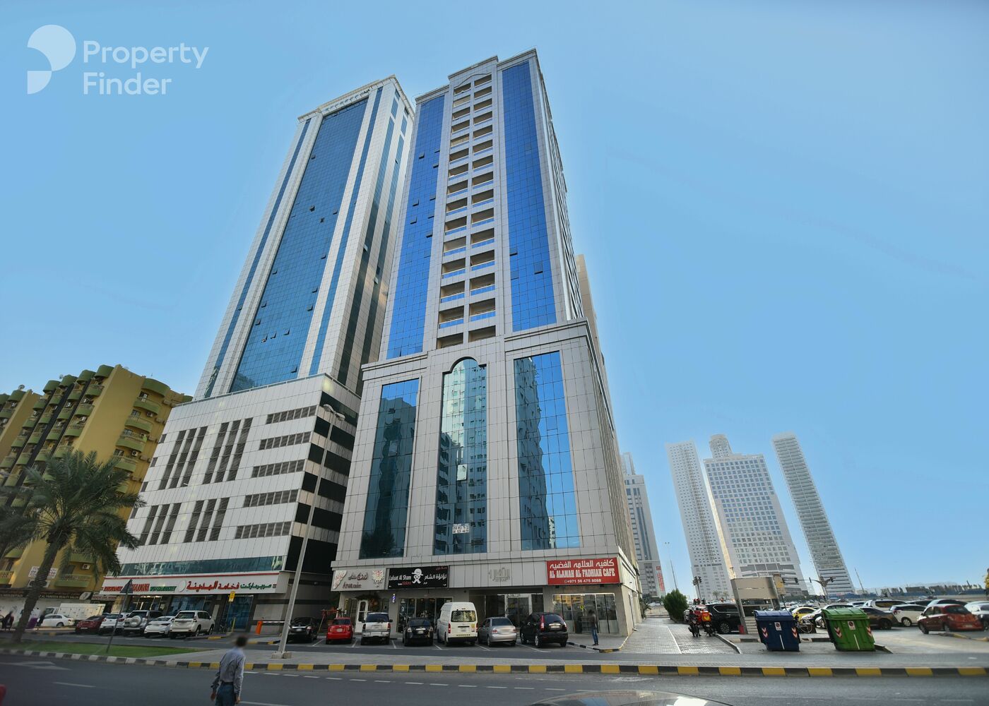 Gallery mosaic item small first