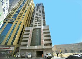صورة لـ التصميم الخارجي للمبنى في برج أوركيد