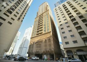صورة لـ التصميم الخارجي للمبنى في برج القمر 1