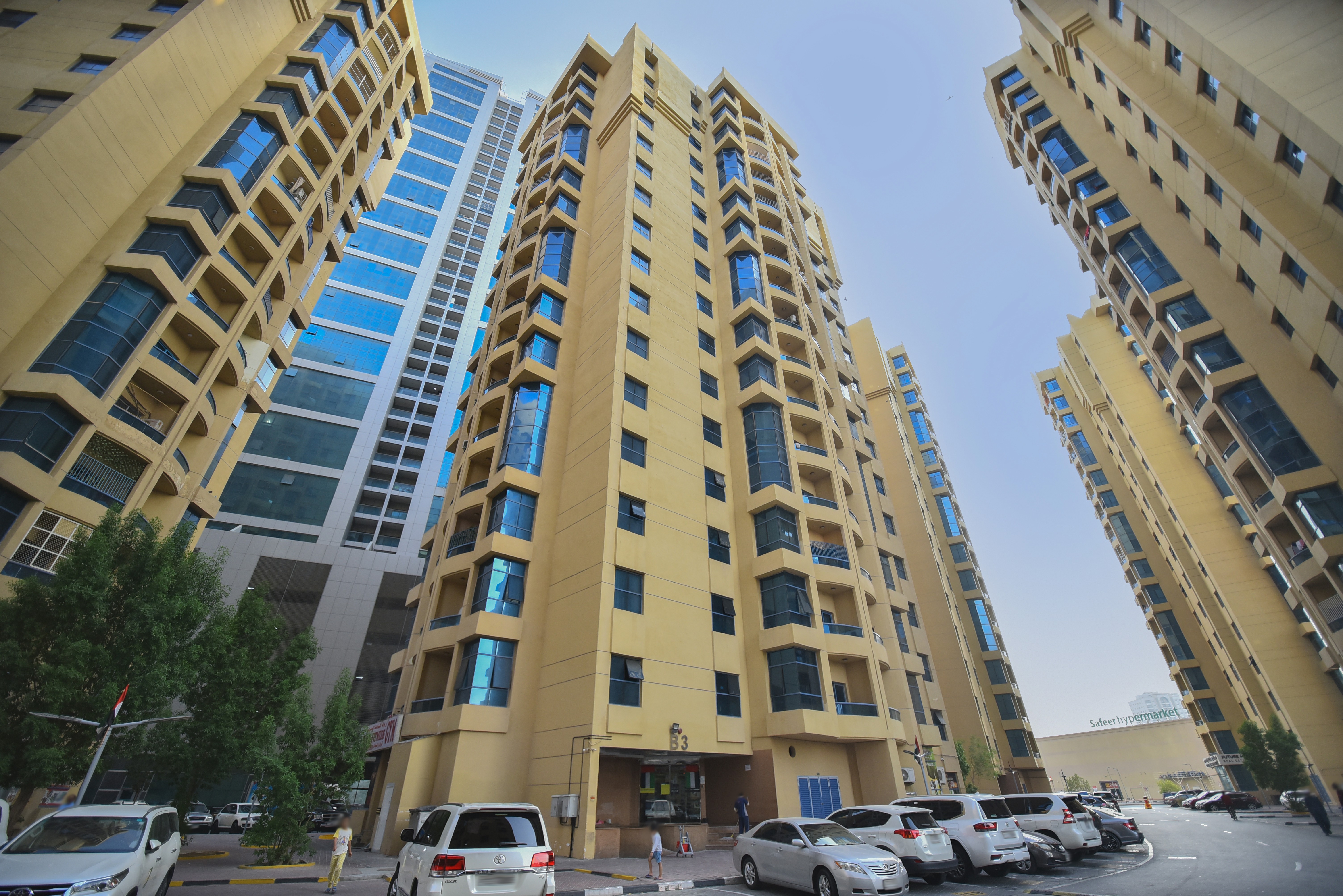 B3 برج الخور