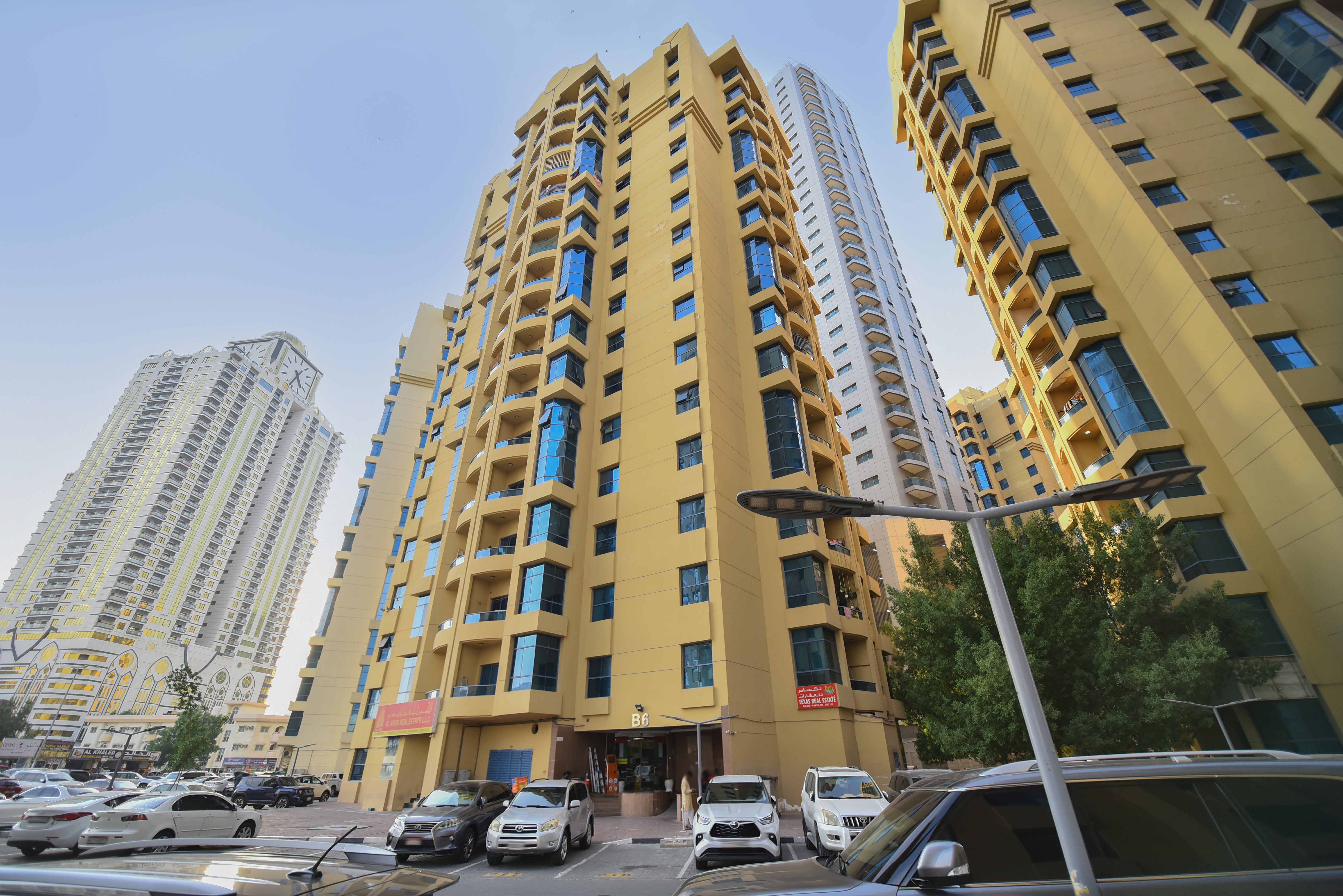 B6 برج الخور