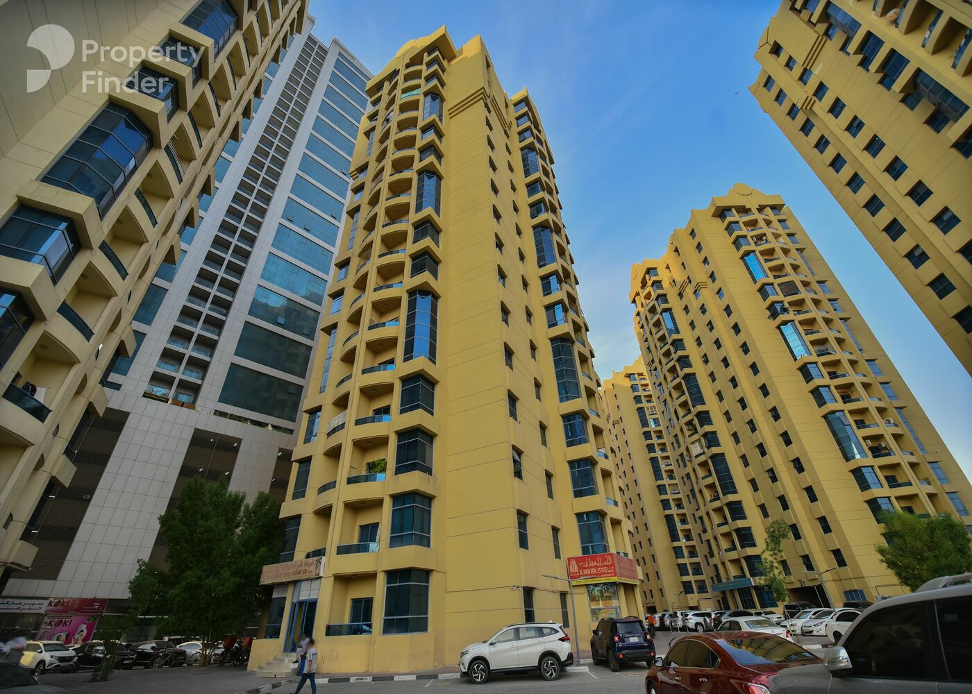 Gallery mosaic item small first