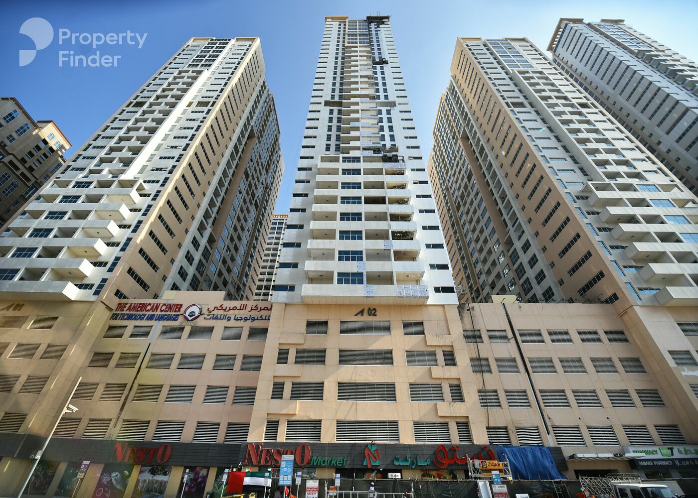 Gallery mosaic item small first