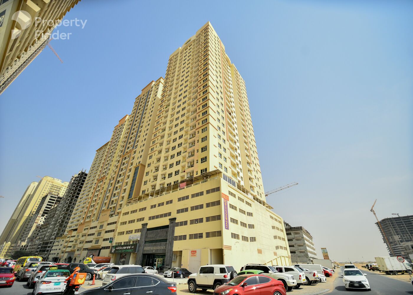 Gallery mosaic item small first