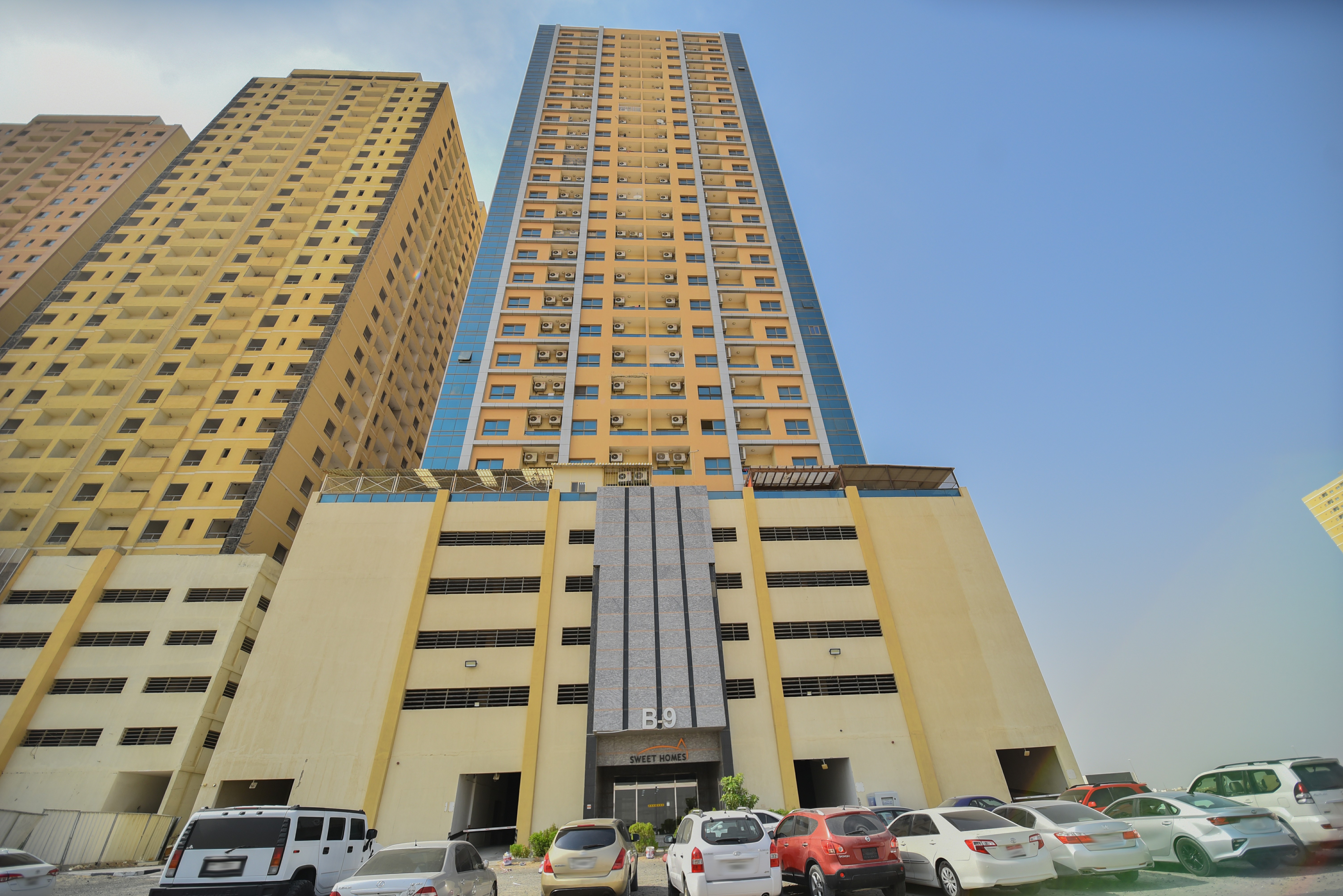 Paradise Lakes Tower B9