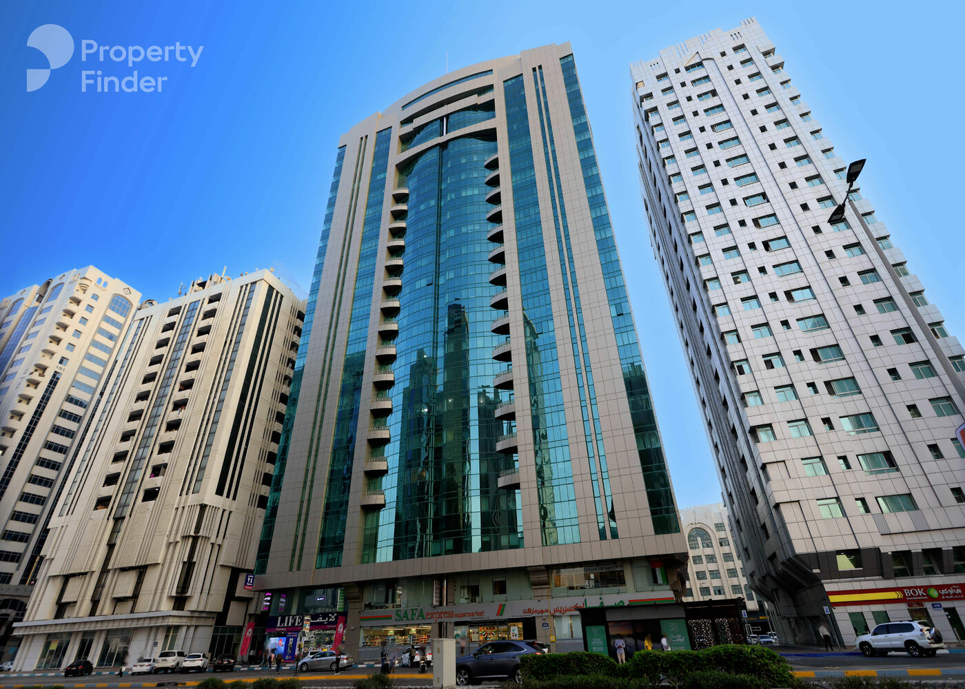 Gallery mosaic item small first