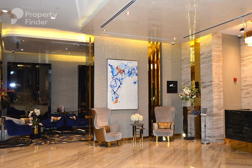 Gallery mosaic item small first