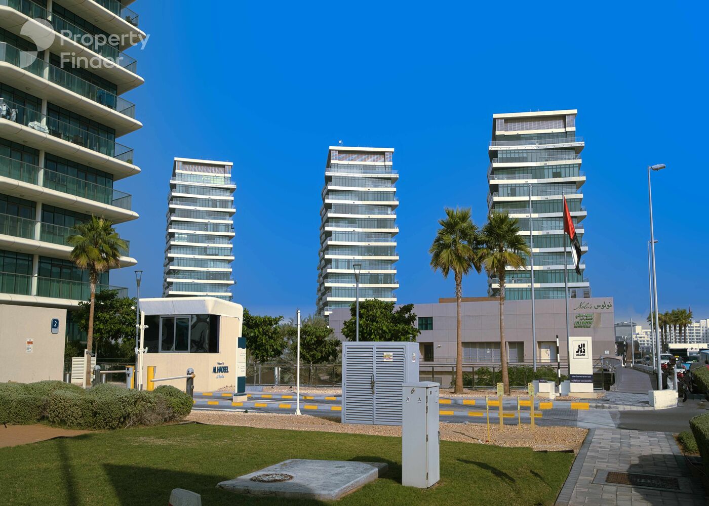 Gallery mosaic item large