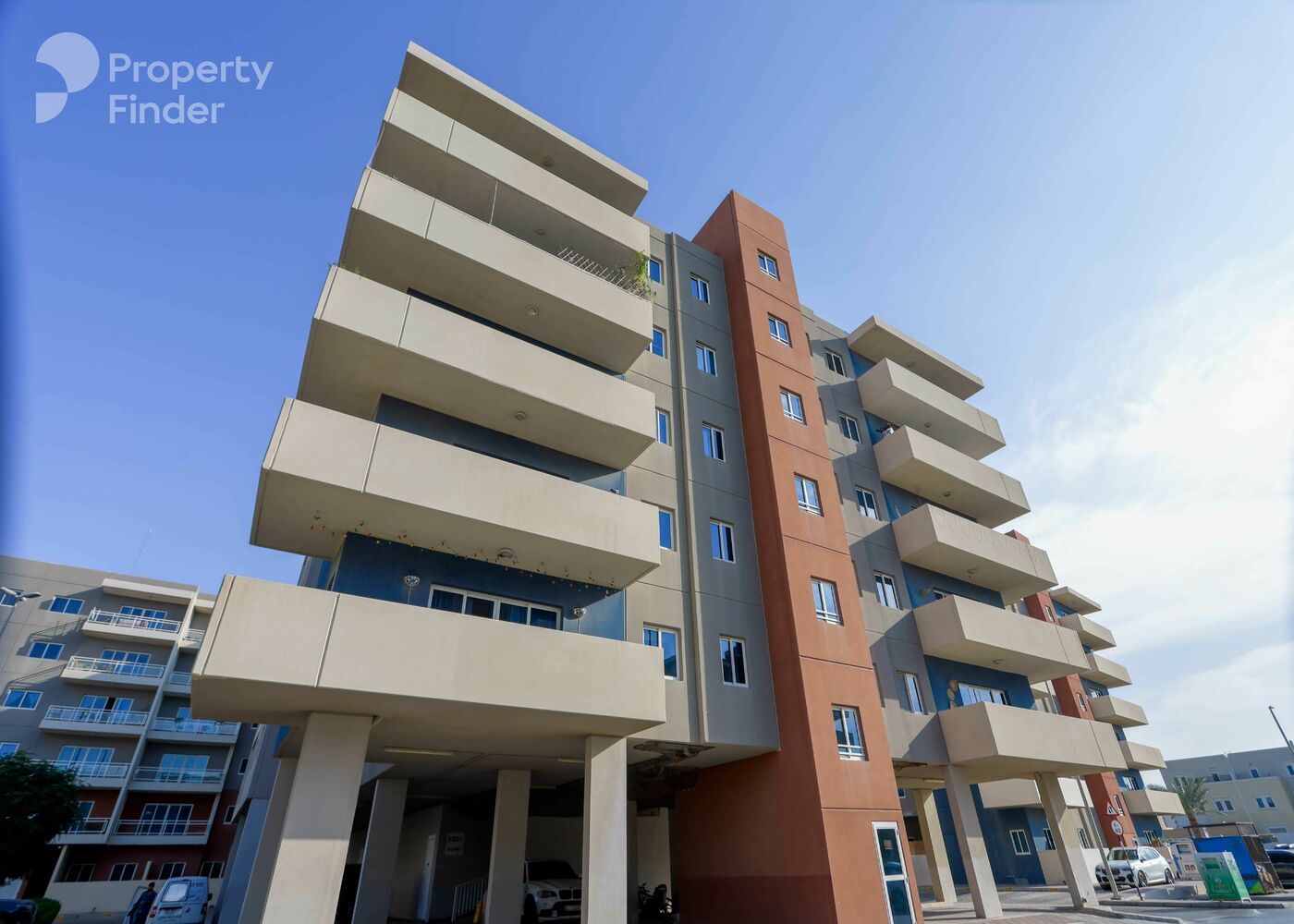 Gallery mosaic item small first