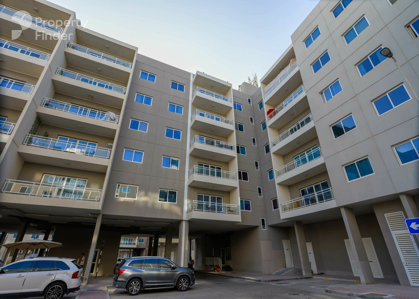 Gallery mosaic item small first