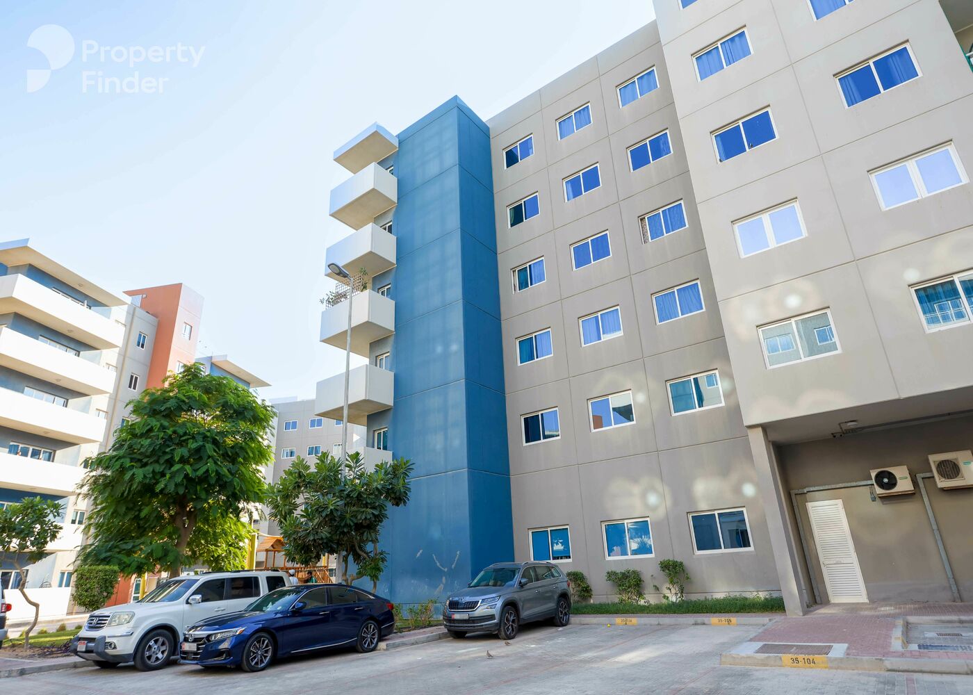 Gallery mosaic item small first