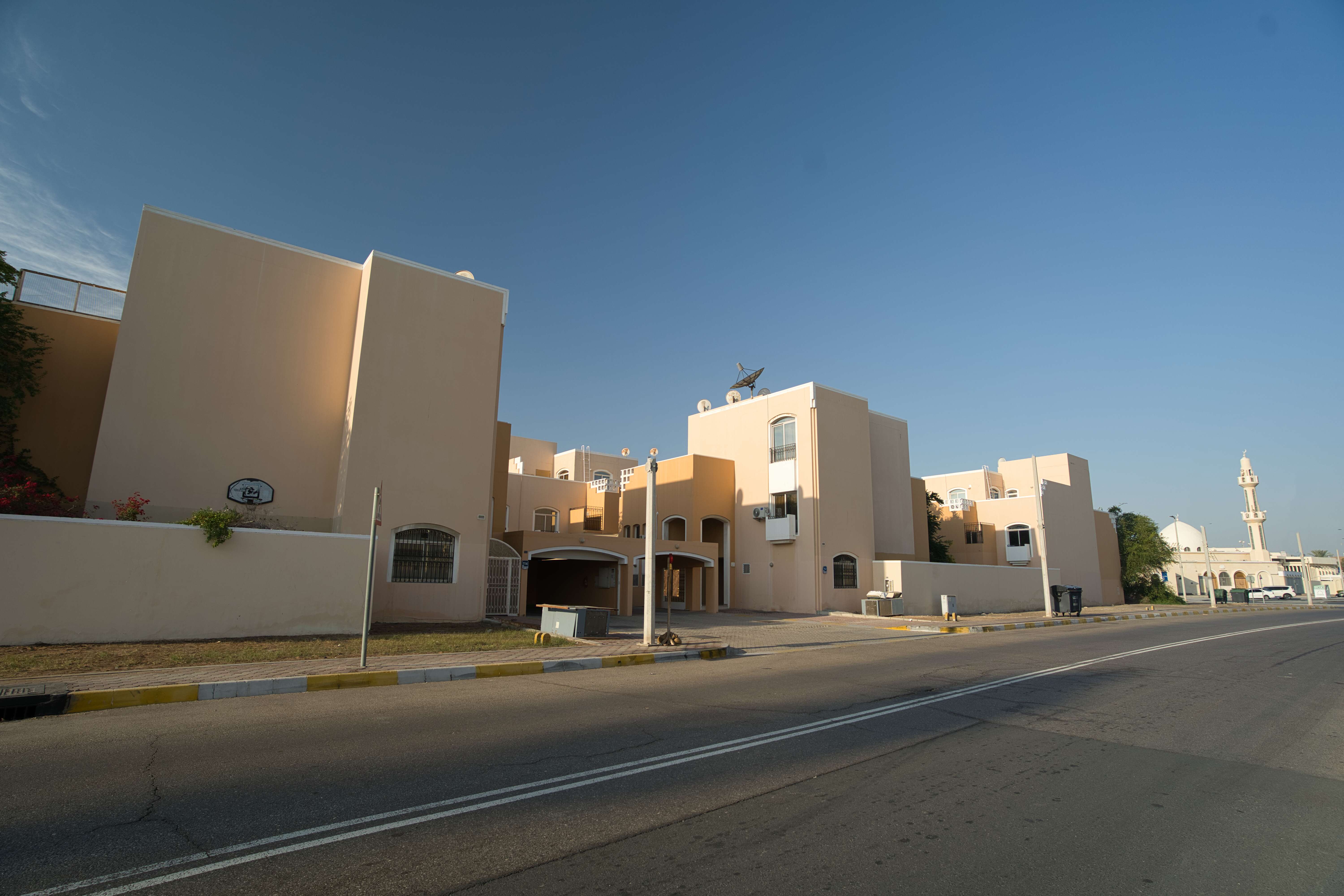 مجمع الإمارات