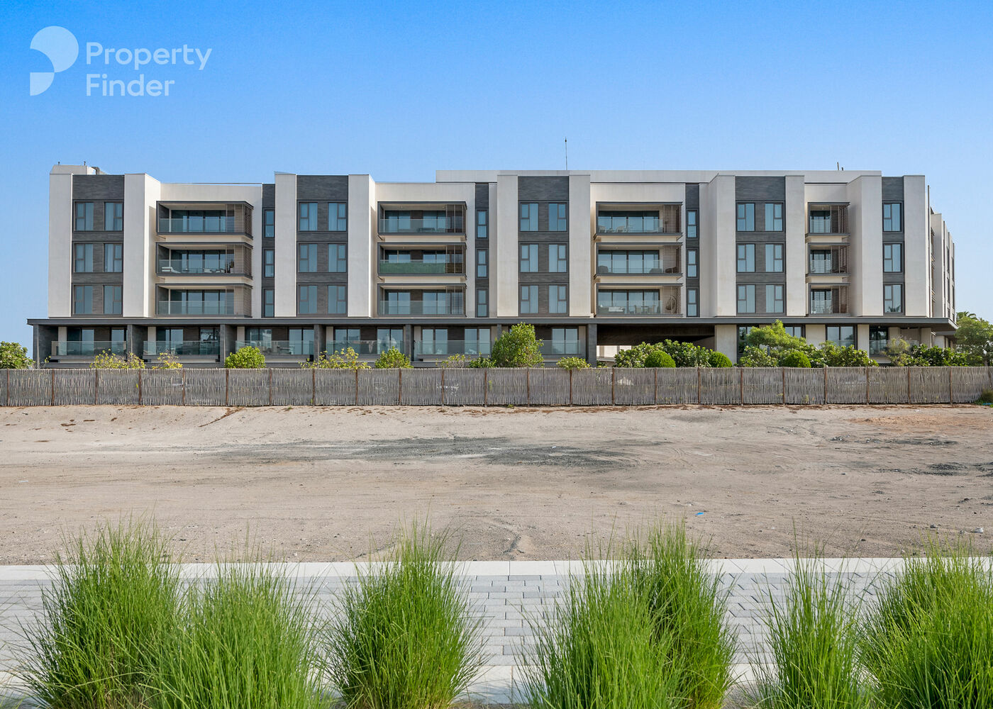 Gallery mosaic item small first