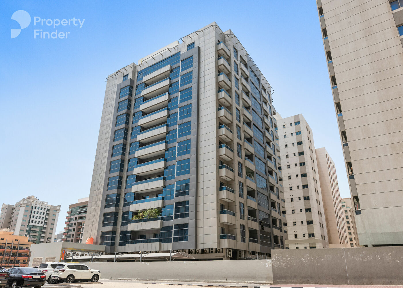 Gallery mosaic item small first