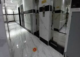 صورة لـ ردهة المبنى في ايسيس شاتو‎