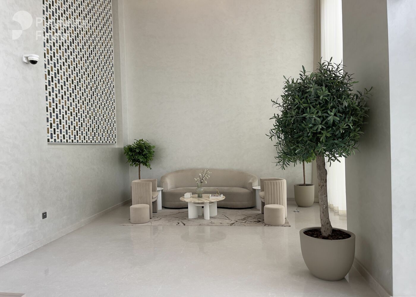 Gallery mosaic item small first