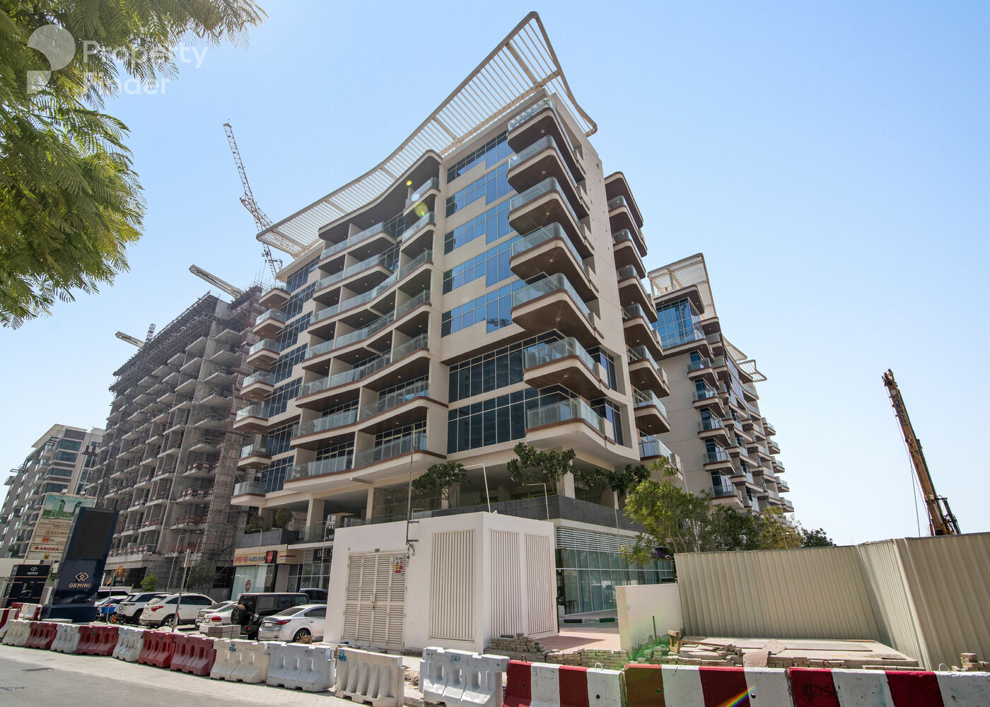 Gallery mosaic item small first