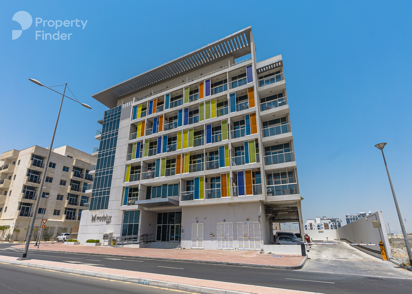 Gallery mosaic item small first