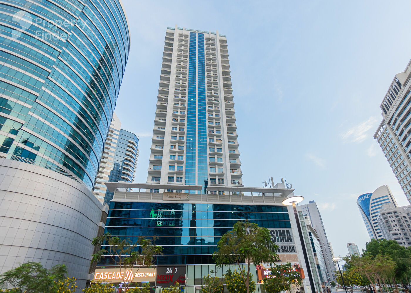 Gallery mosaic item small first