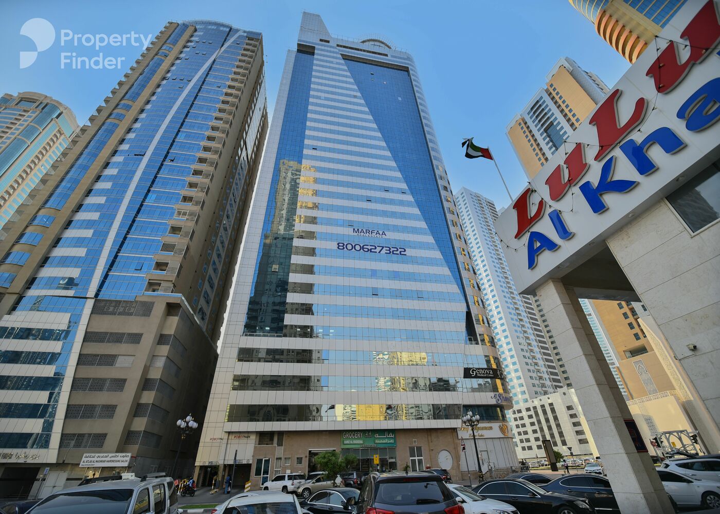 Gallery mosaic item small first