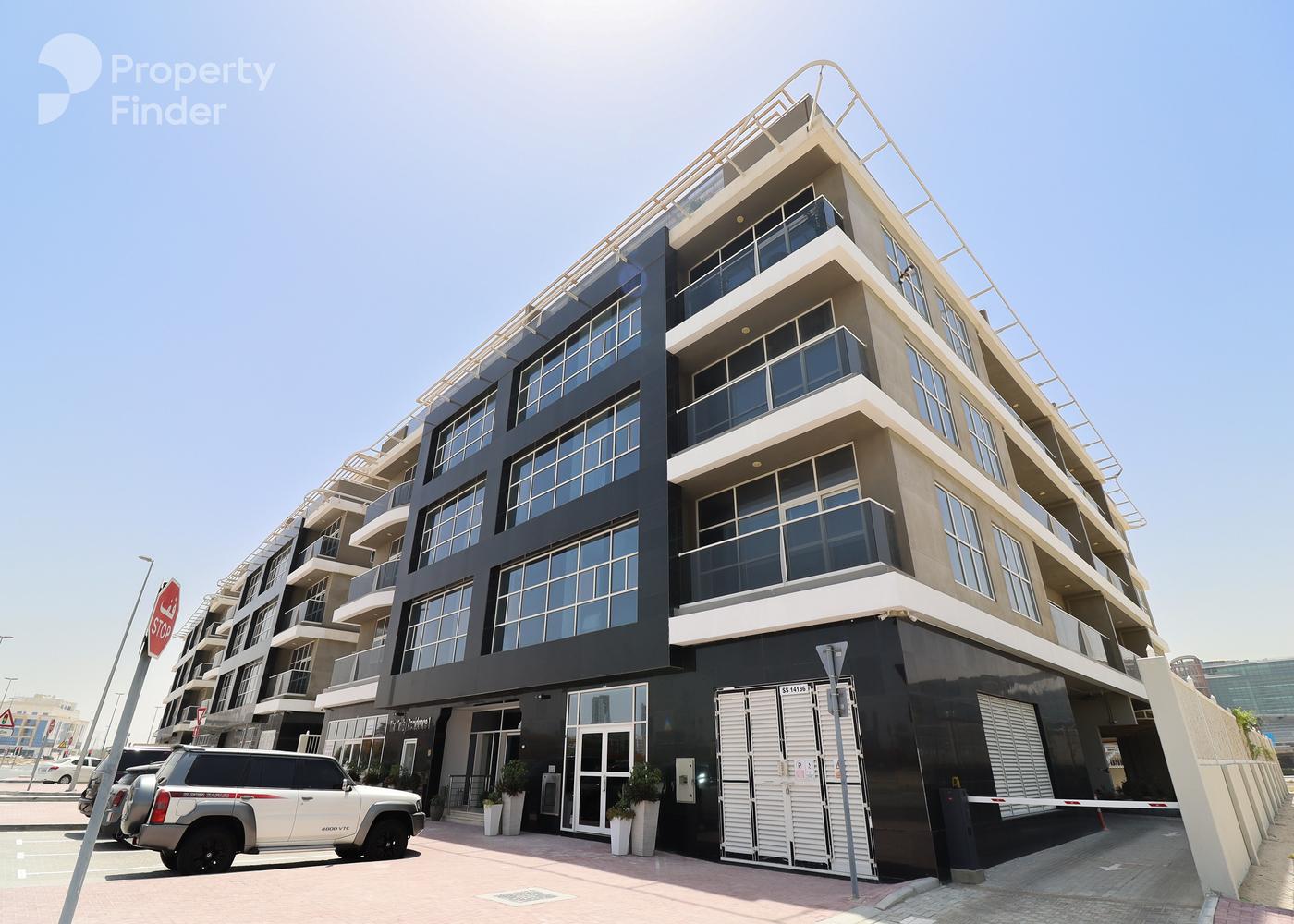 Gallery mosaic item small first