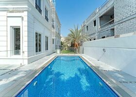 Image for Adults Swimming Pool in Pearl Jumeirah Villas