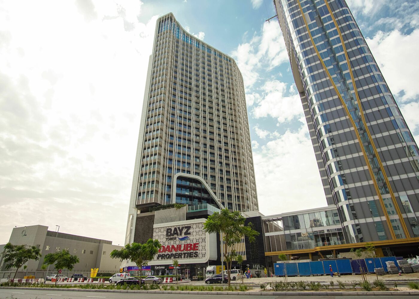 Gallery mosaic item small first