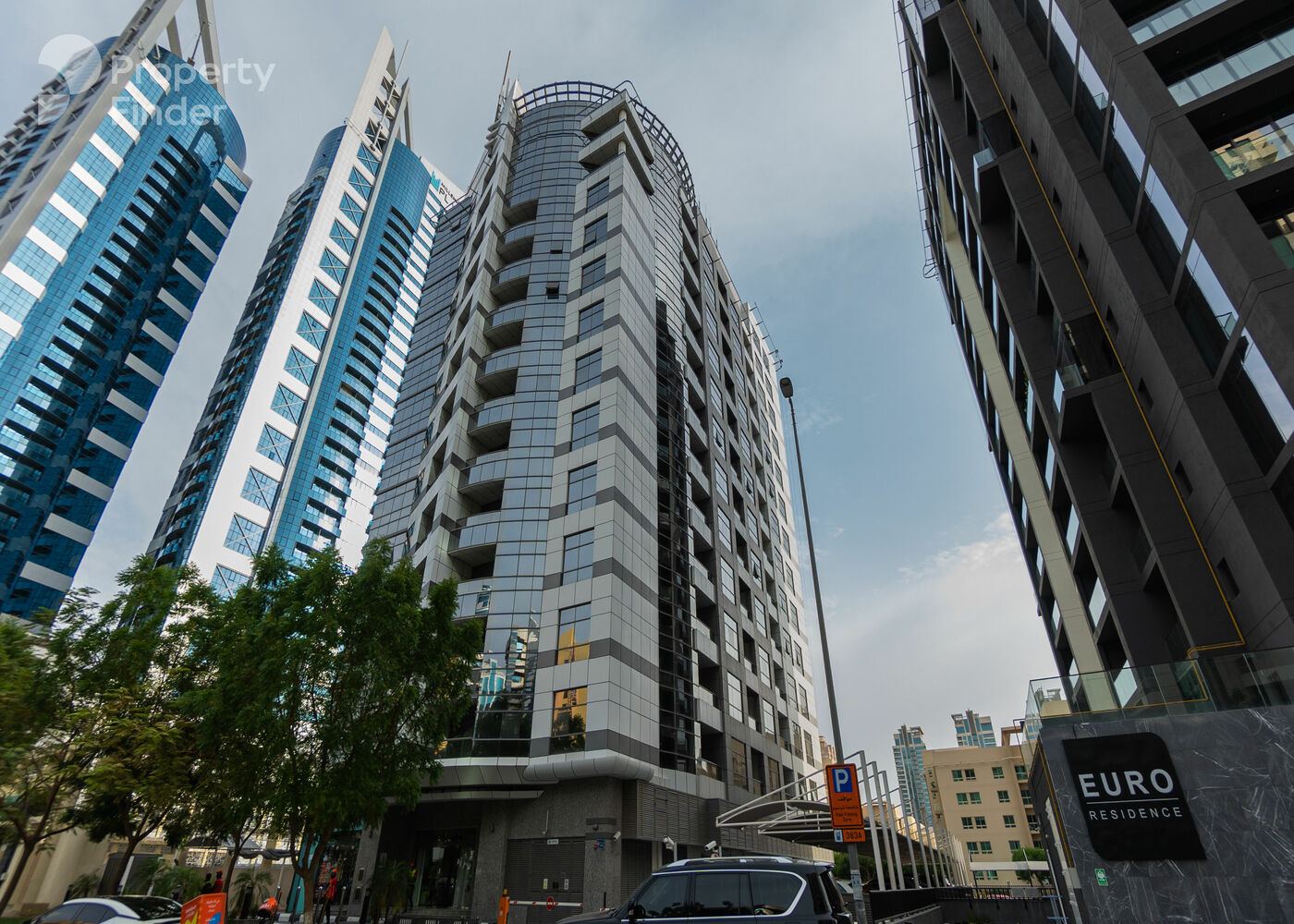 Gallery mosaic item small first