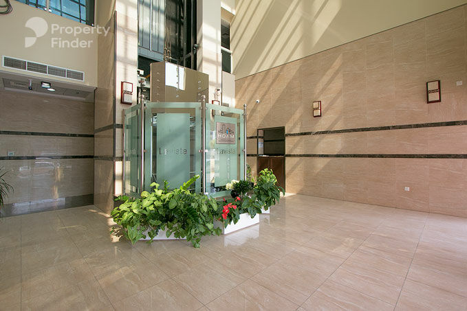 Gallery mosaic item small first