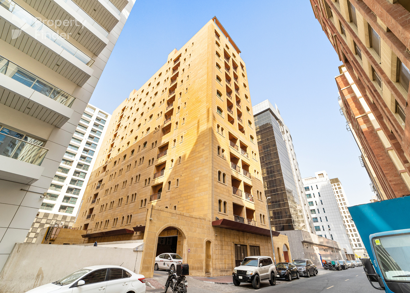 Gallery mosaic item small first