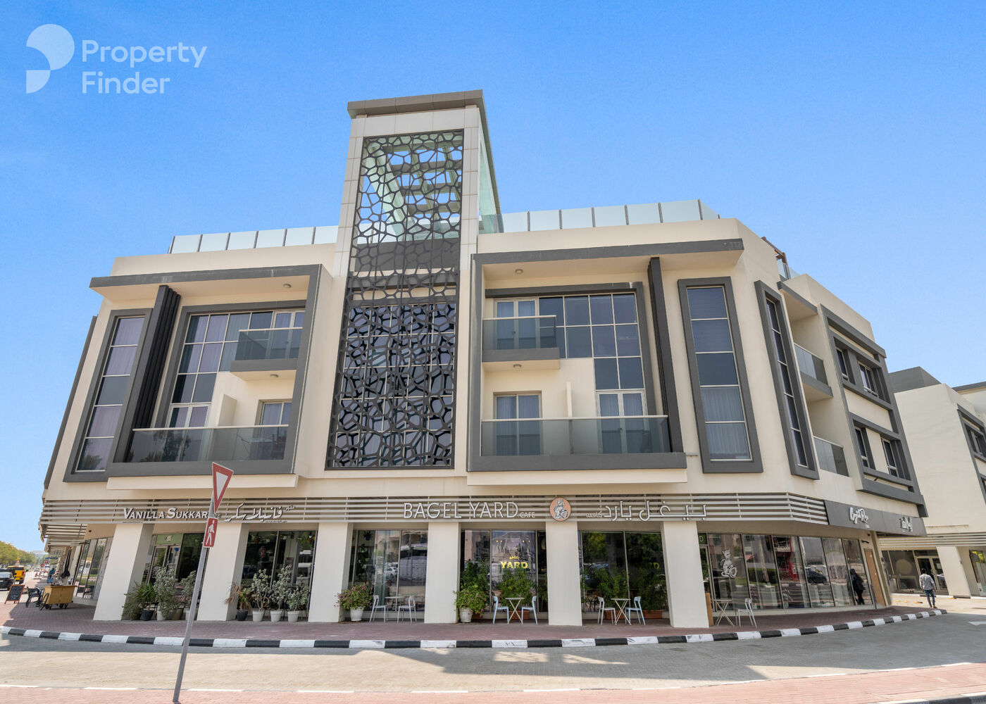 Gallery mosaic item small first