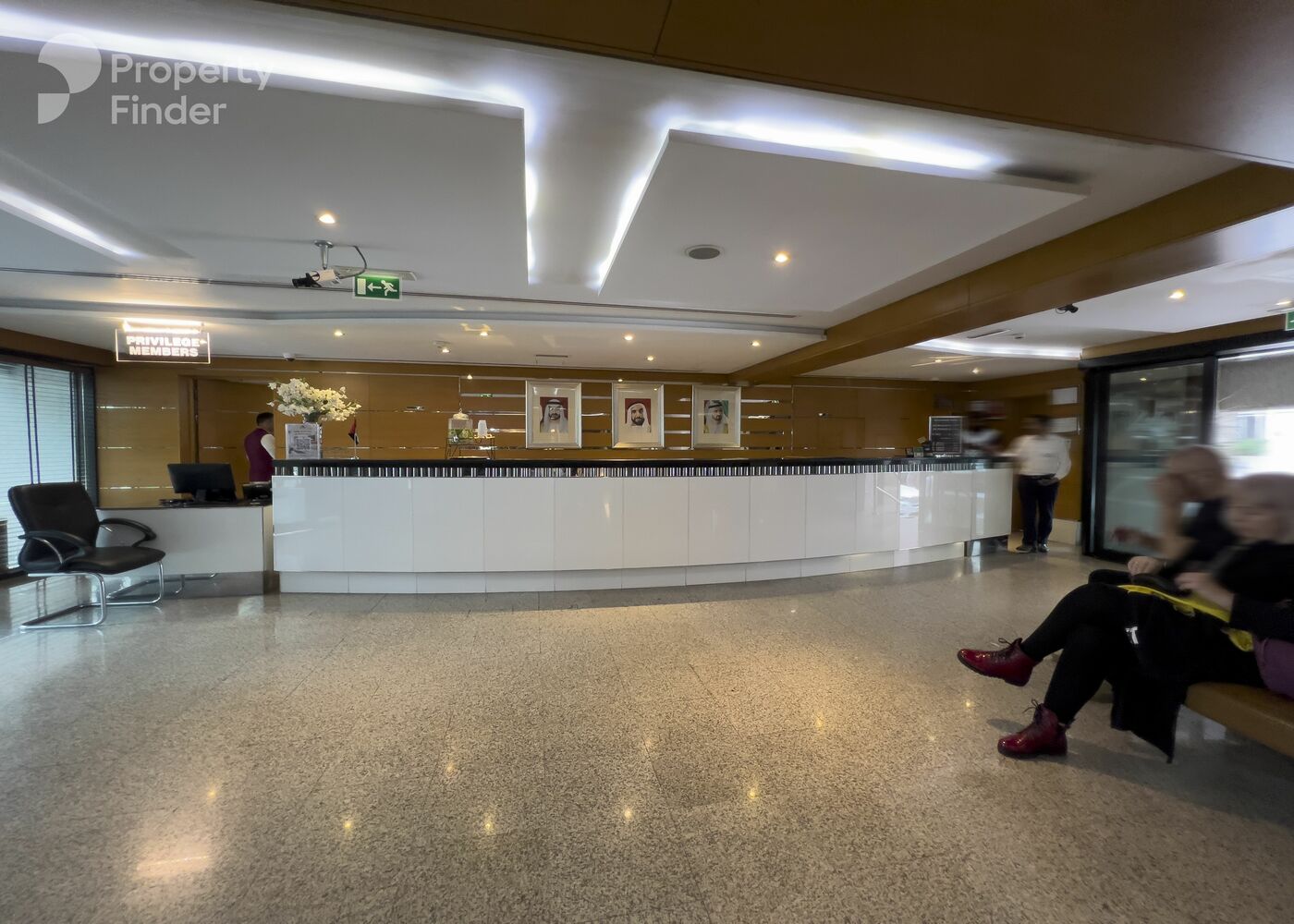 Gallery mosaic item small first