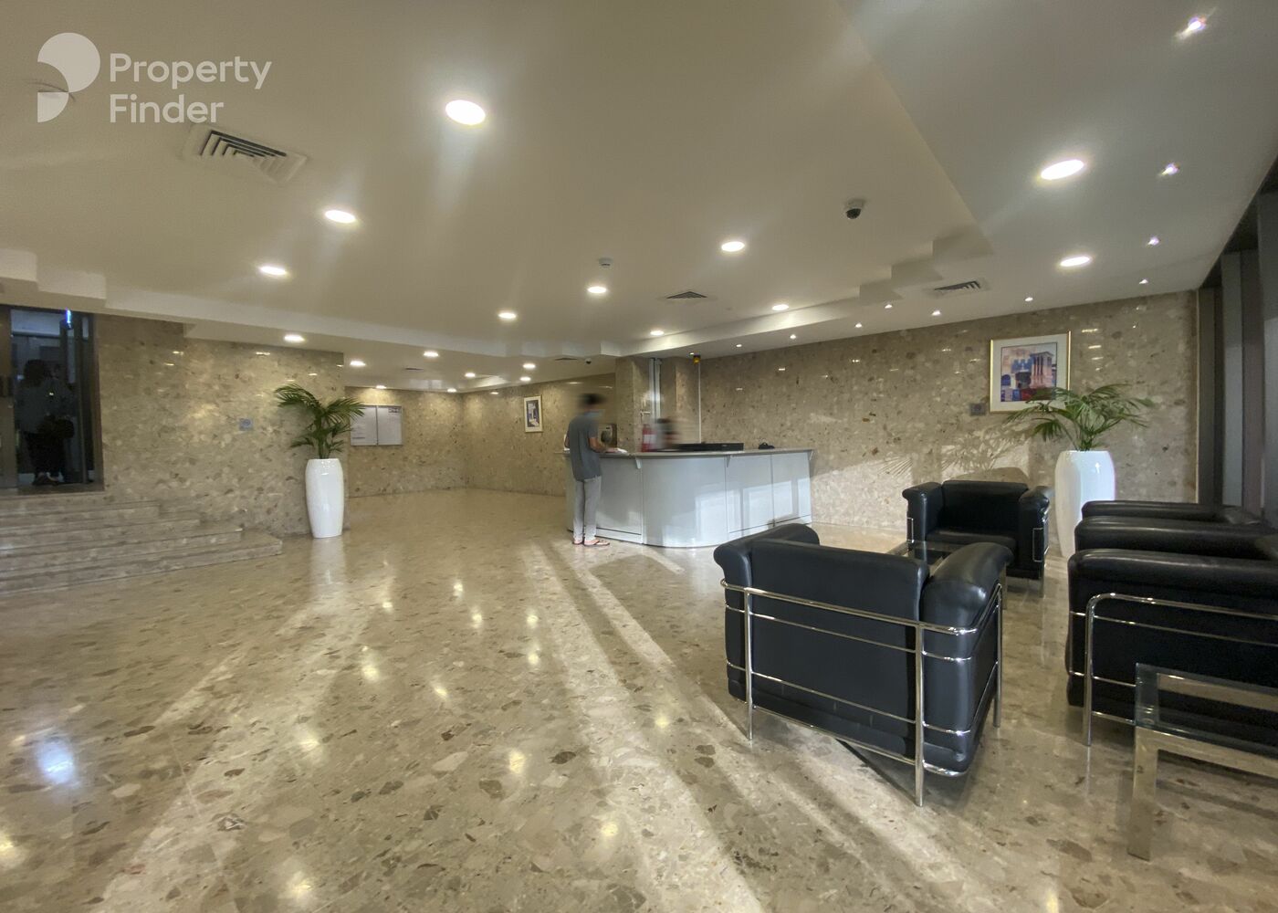 Gallery mosaic item small first