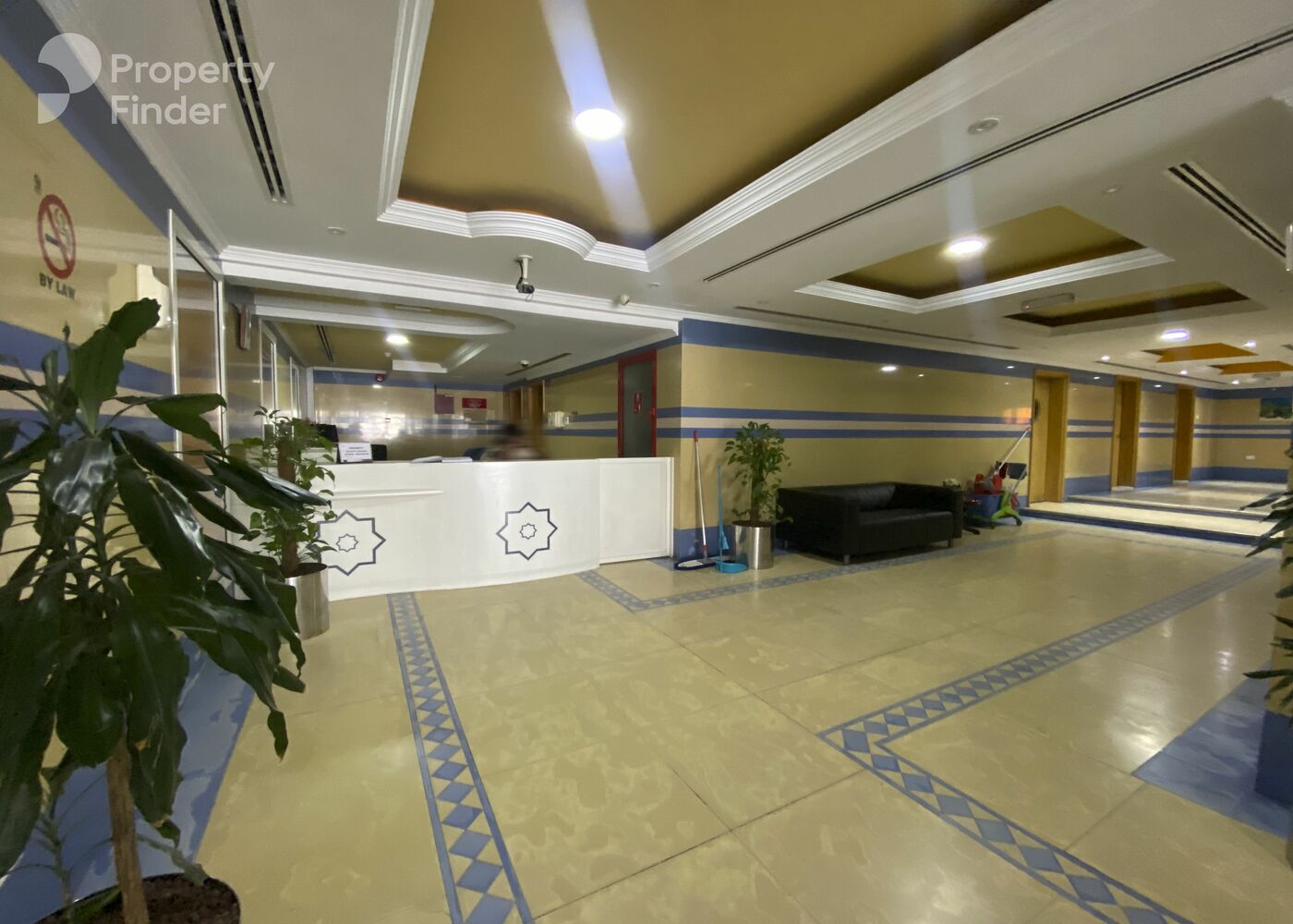 Gallery mosaic item small first