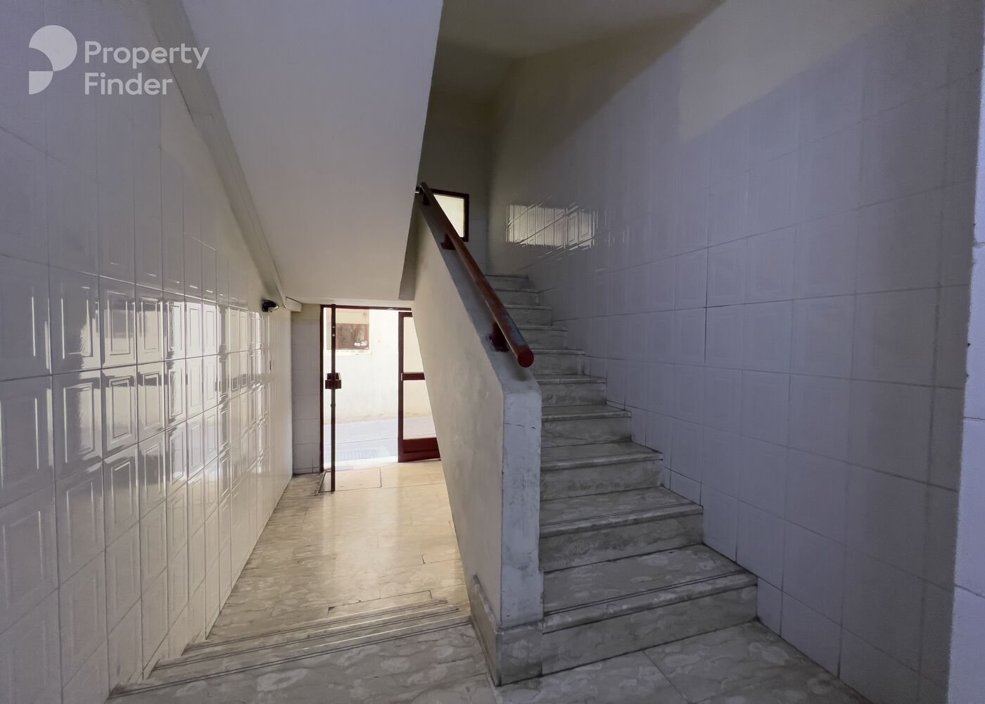 Gallery mosaic item small first