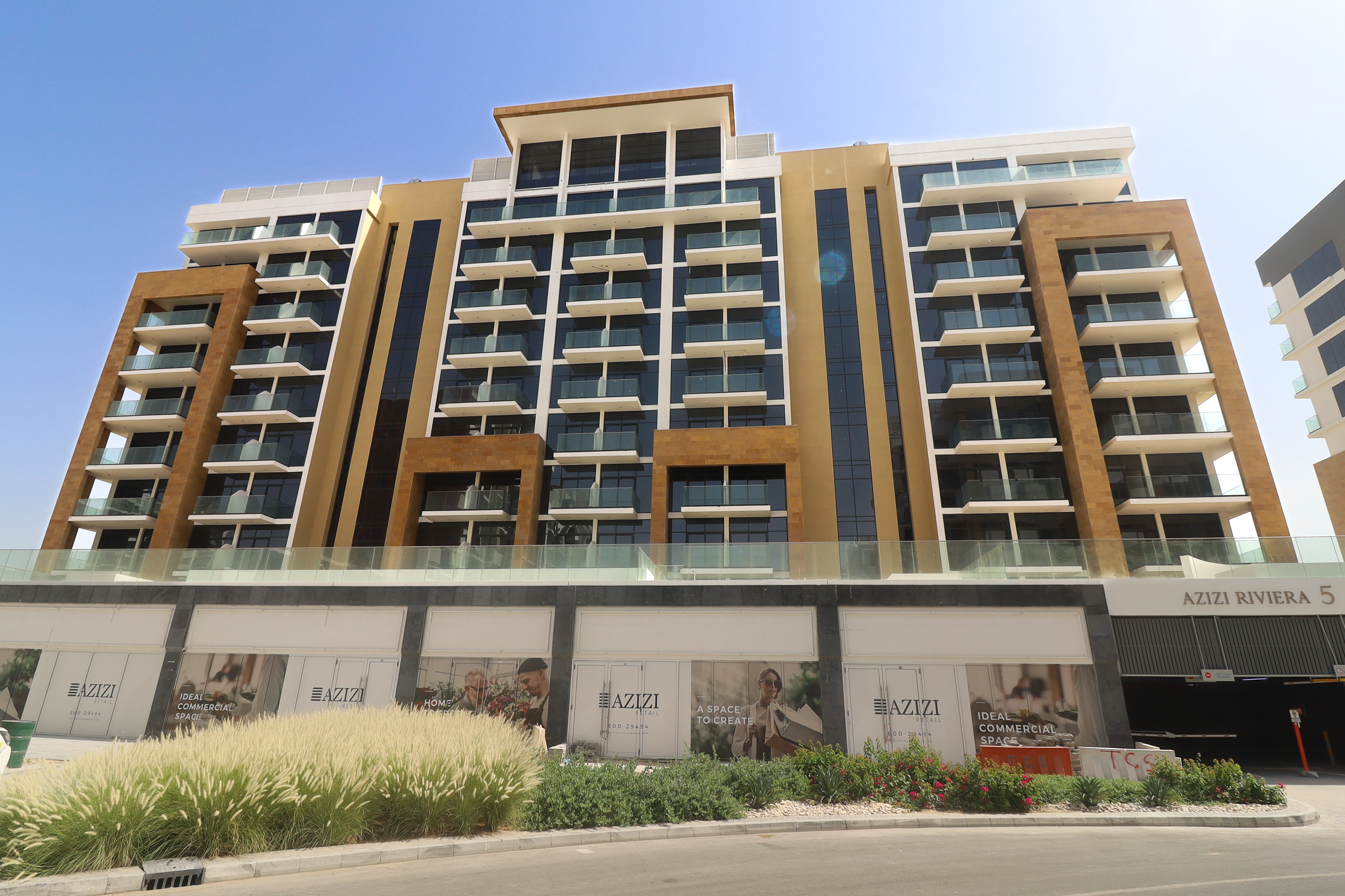 Azizi Riviera 5