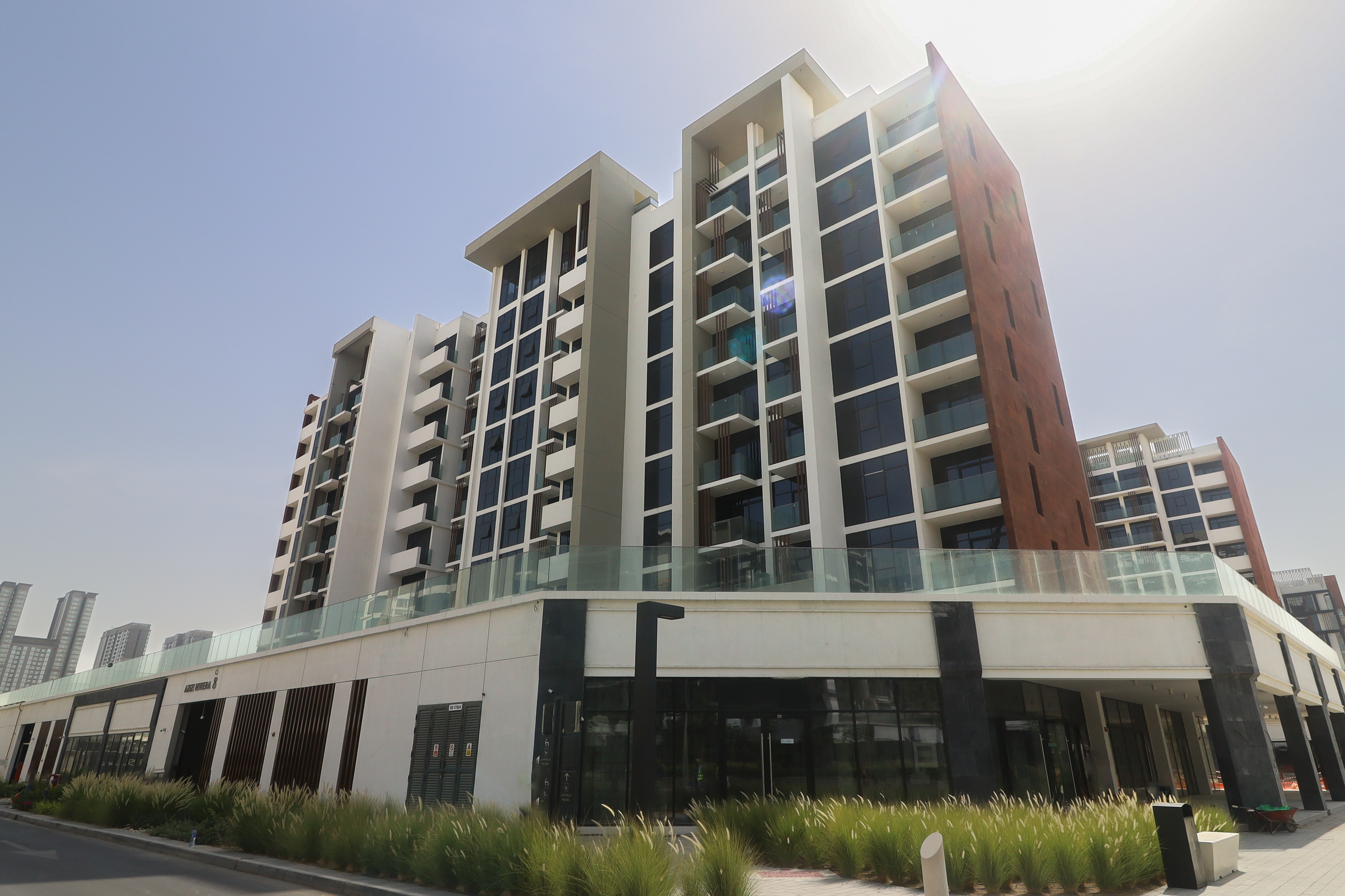 Azizi Riviera 8