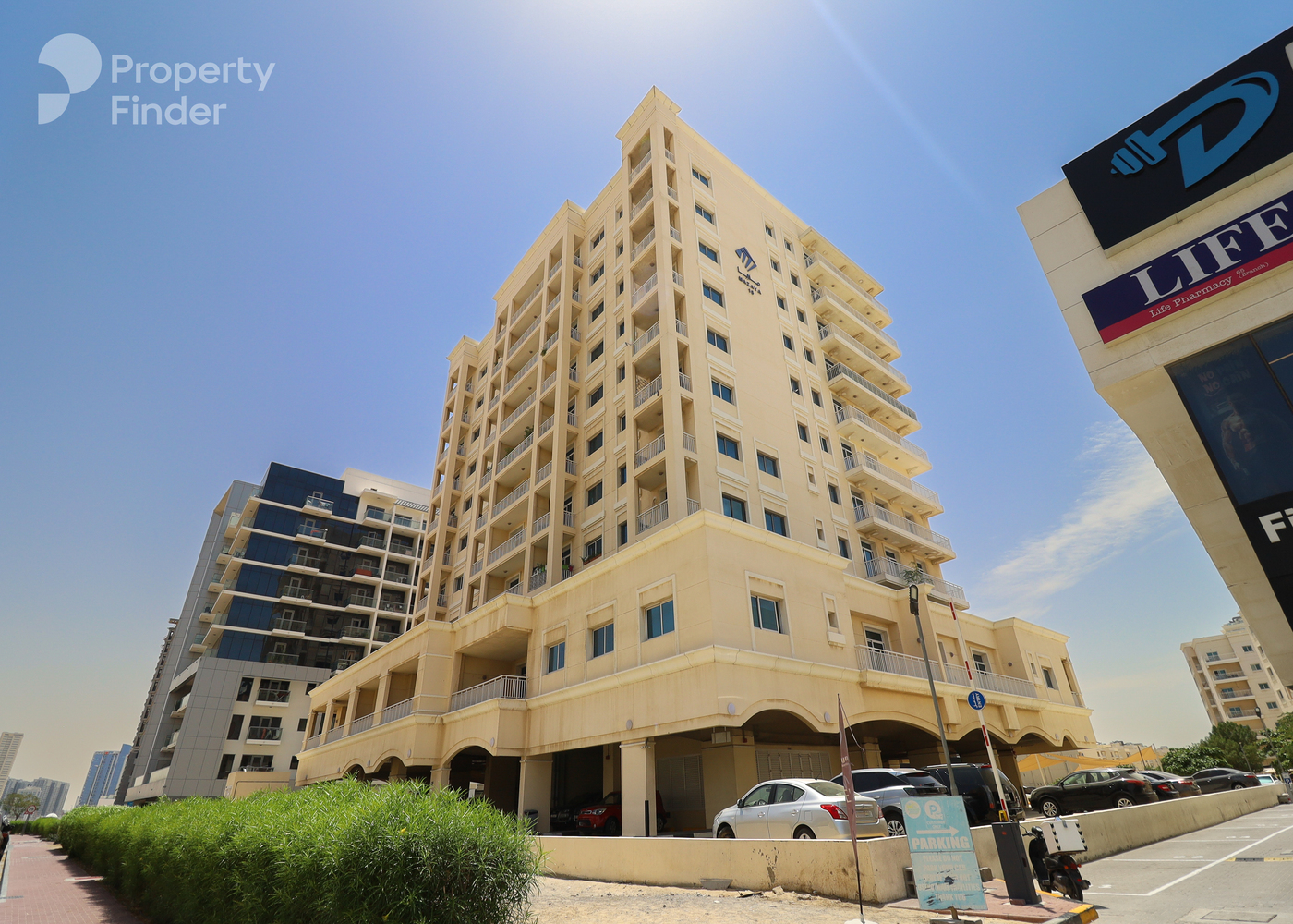 Gallery mosaic item small first